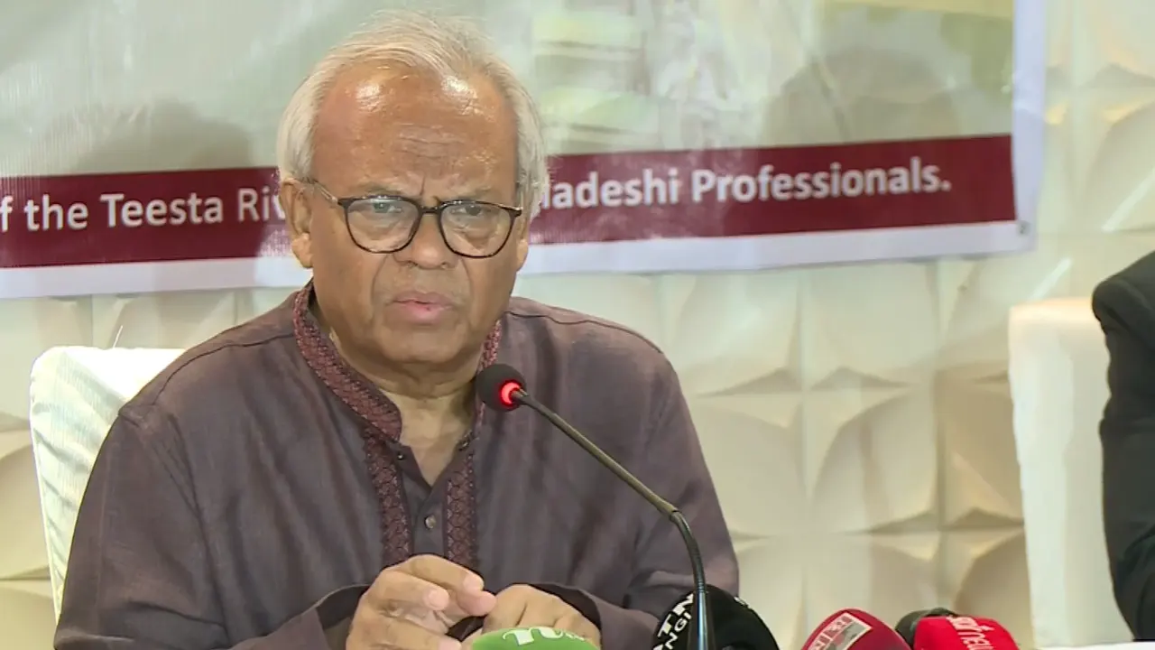 পানির হিস্যা আদায়ে নরম সুরে কথা বলে লাভ নেই: রিজভী